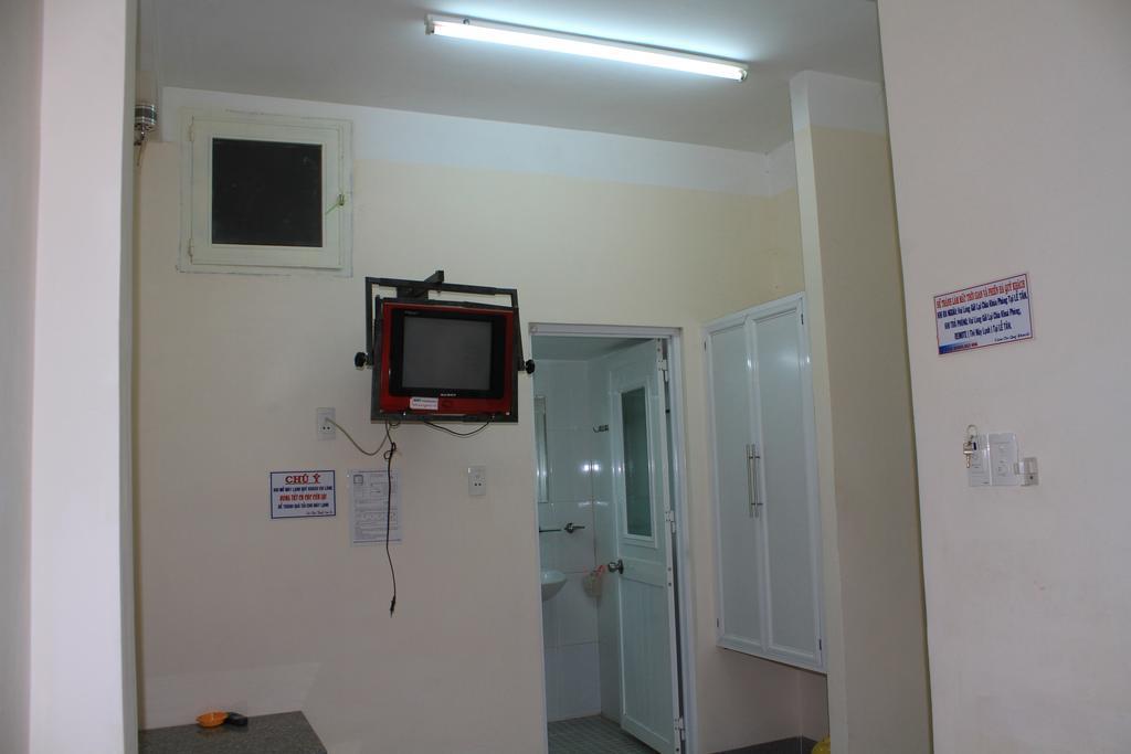 Ngoc Mai Guesthouse Буонметхуот Номер фото